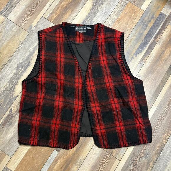 Red and black plaid Vest | Y2k Grunge | Winter | Fall |Goth - Picture 1 of 7
